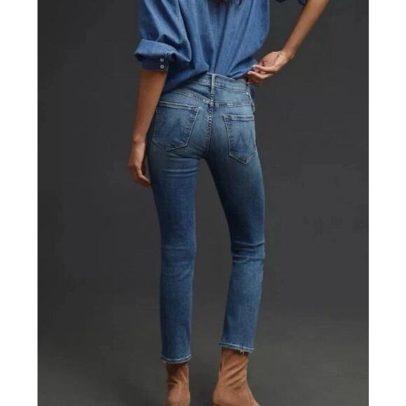 Pilcro Slim Straight Jeans Size 23 - Picture 2 of 6